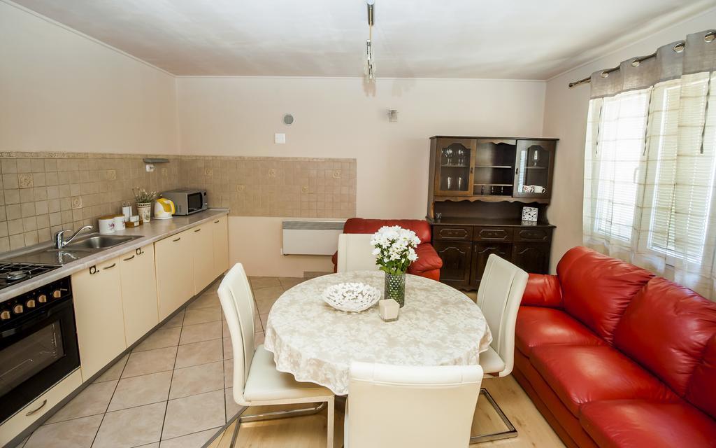 שיבניק Sebenicum Apartments מראה חיצוני תמונה